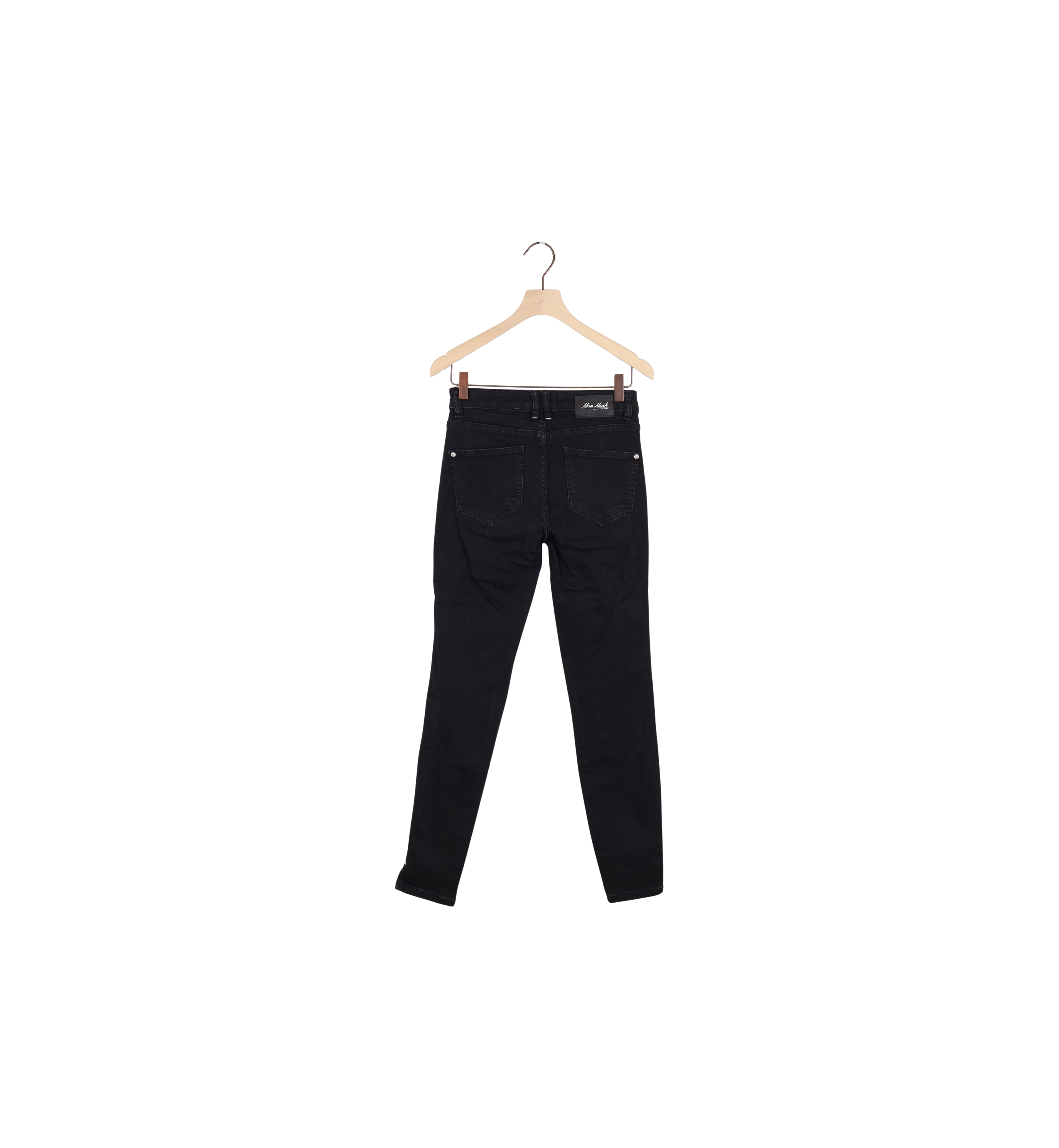 Packshot / Black / ReLoved